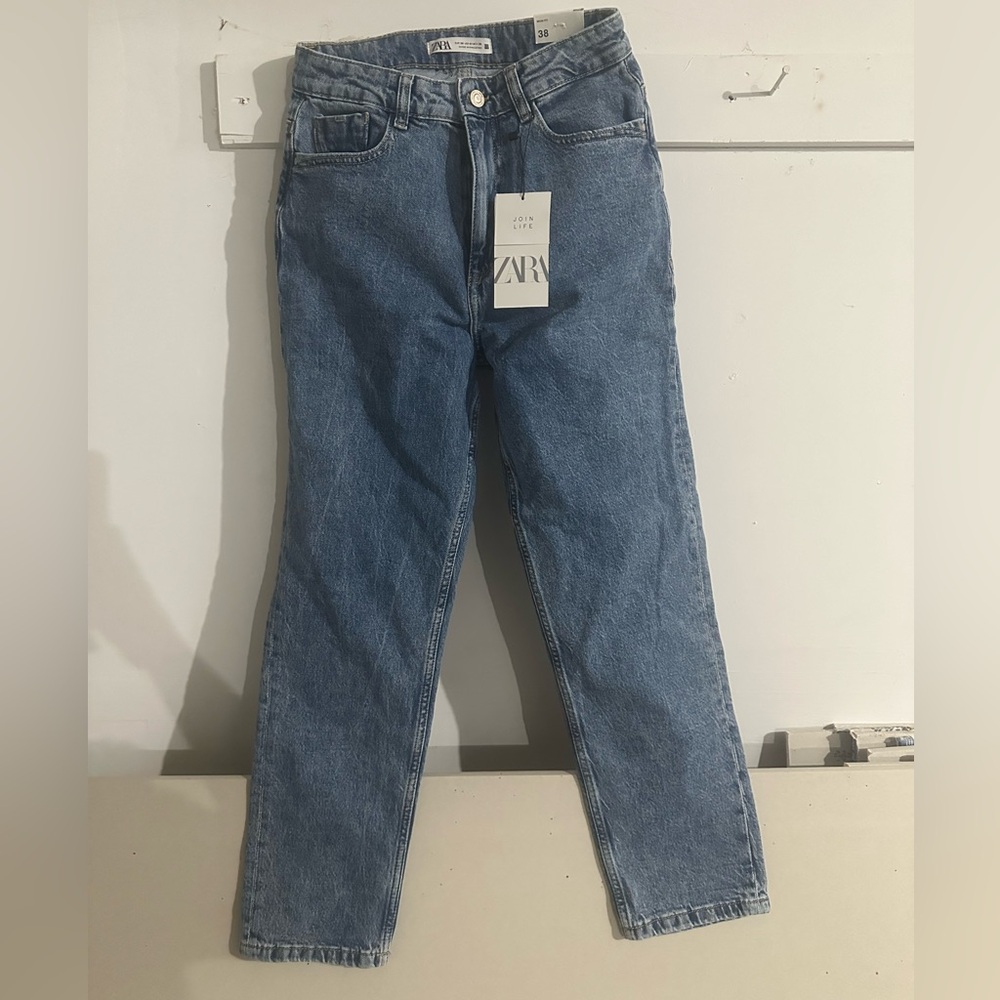 Zara Women's Classic Blue MOM FIT HIGH RISE SLIM MOM LEG ANKLE Jeans
